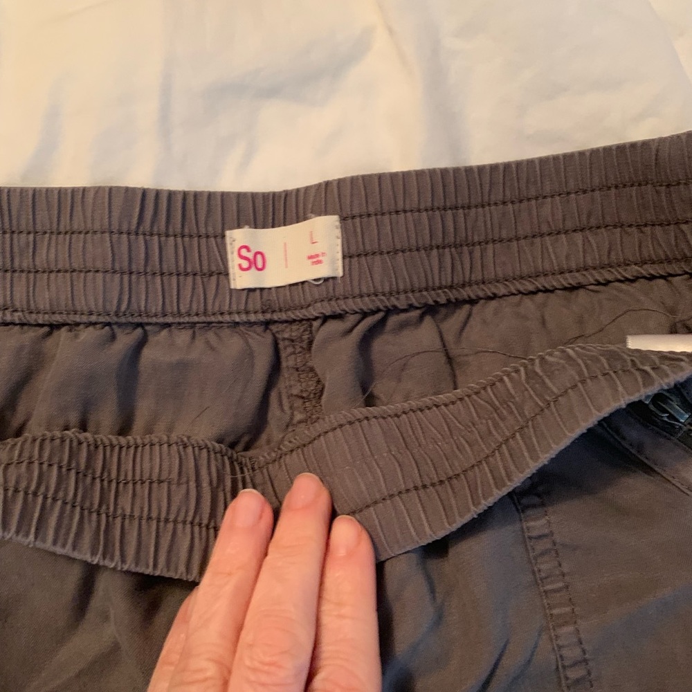 So brand rayon type joggers